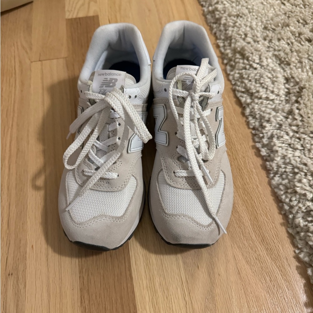New balance 574 size 8.5